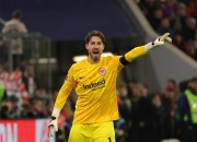 开云体育登录-法兰克福球员因伤退出比赛，团队危机