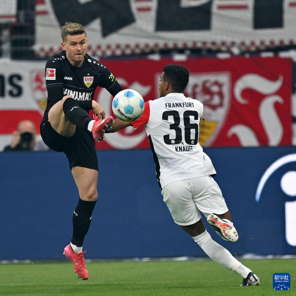 包含斯图加特教练组进行轮换,带来良好效果?的词条 包含斯图加特教练组进行轮换,带来良好效果?的词条