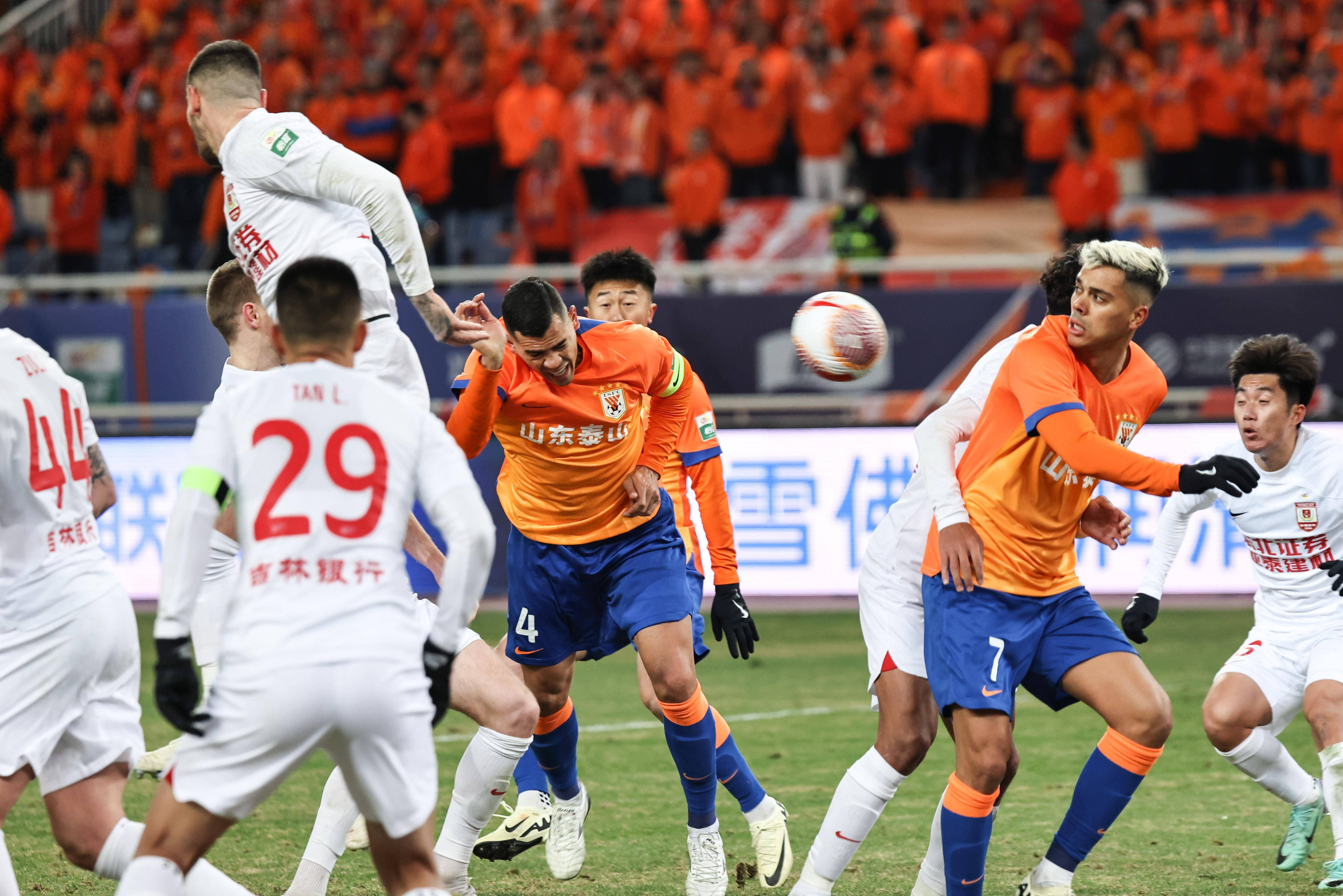 关于河北华夏幸福欲击败长春亚泰，迎来重要的保级战的信息