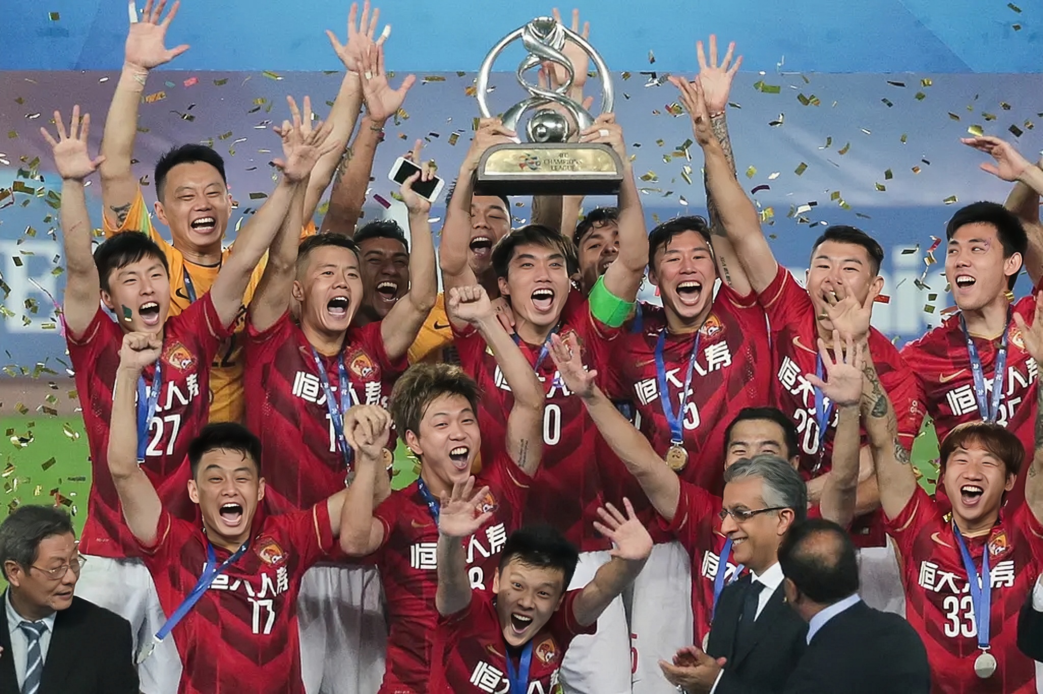 中国球队在亚冠比赛中夺得三连胜！的简单介绍