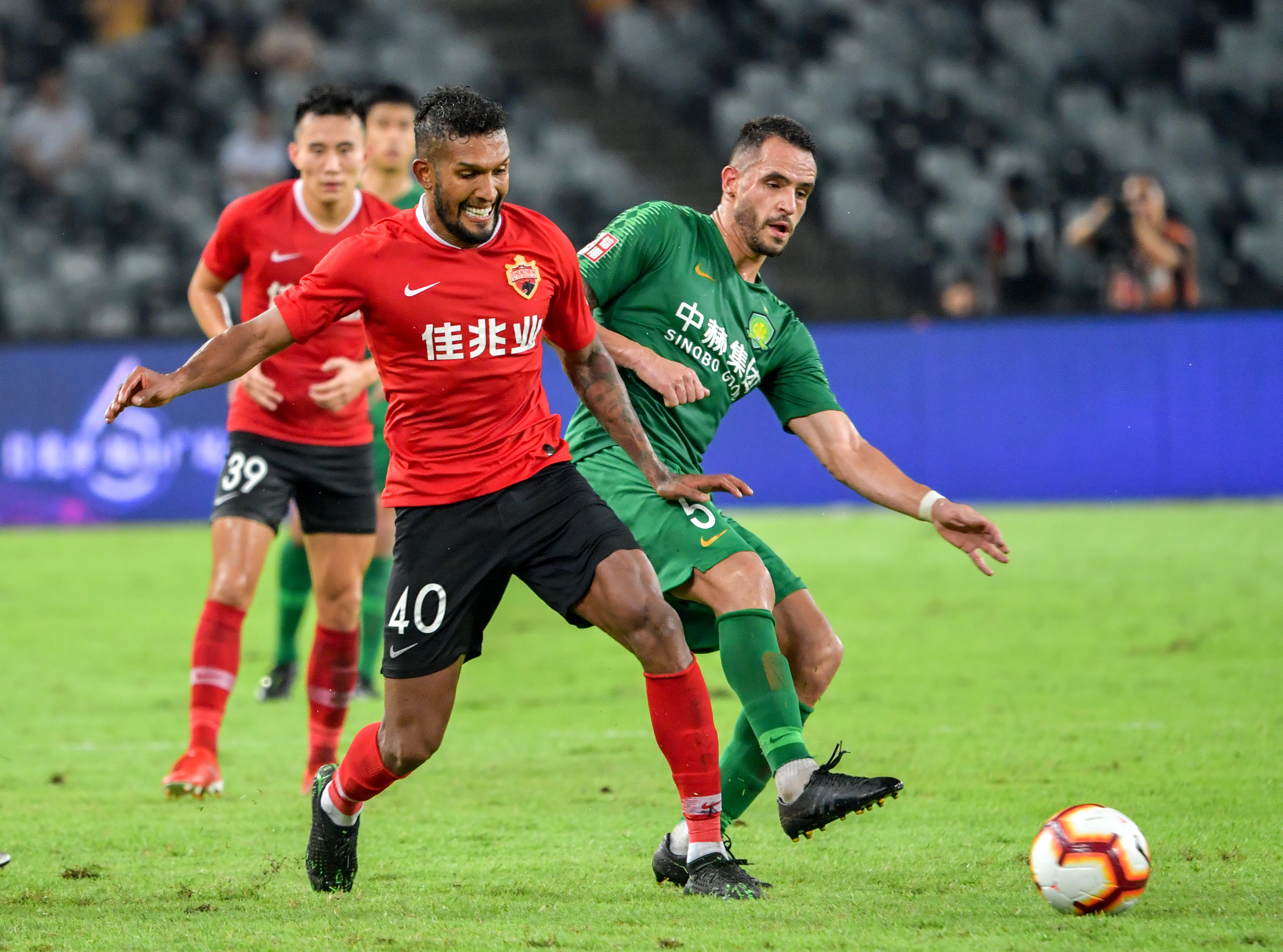 深圳佳兆业球队意气风发,备战充满信心的简单介绍 深圳佳兆业球队意气风发,备战充满信心的简单介绍