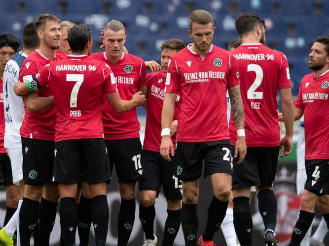 包含柏林赫塔锋线输出稳定,持续保持得分的词条 包含柏林赫塔锋线输出稳定,持续保持得分的词条