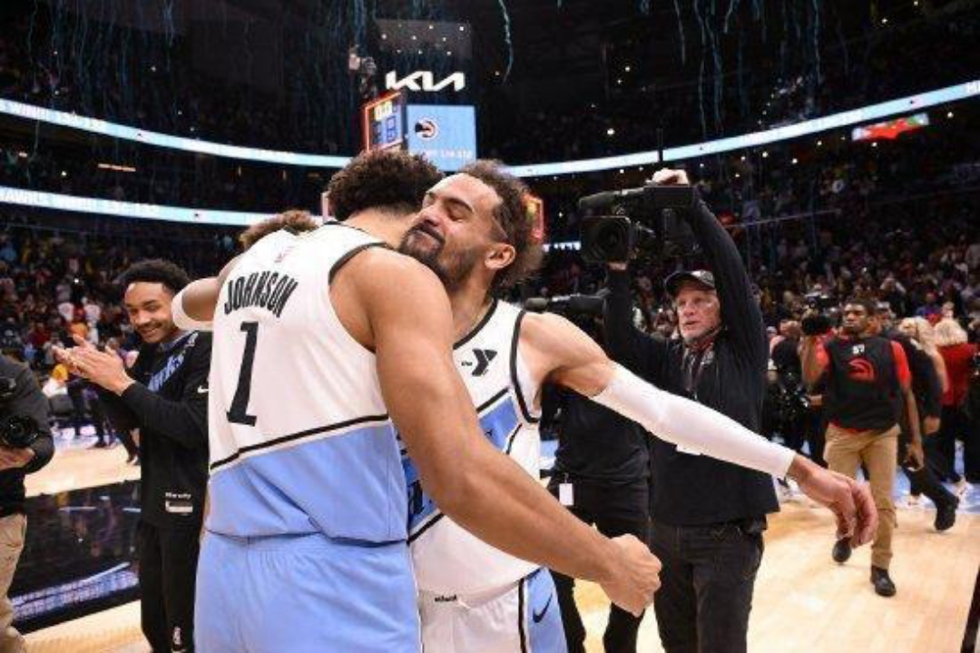 球队的实力逐渐显露，球迷期待巅峰对决！