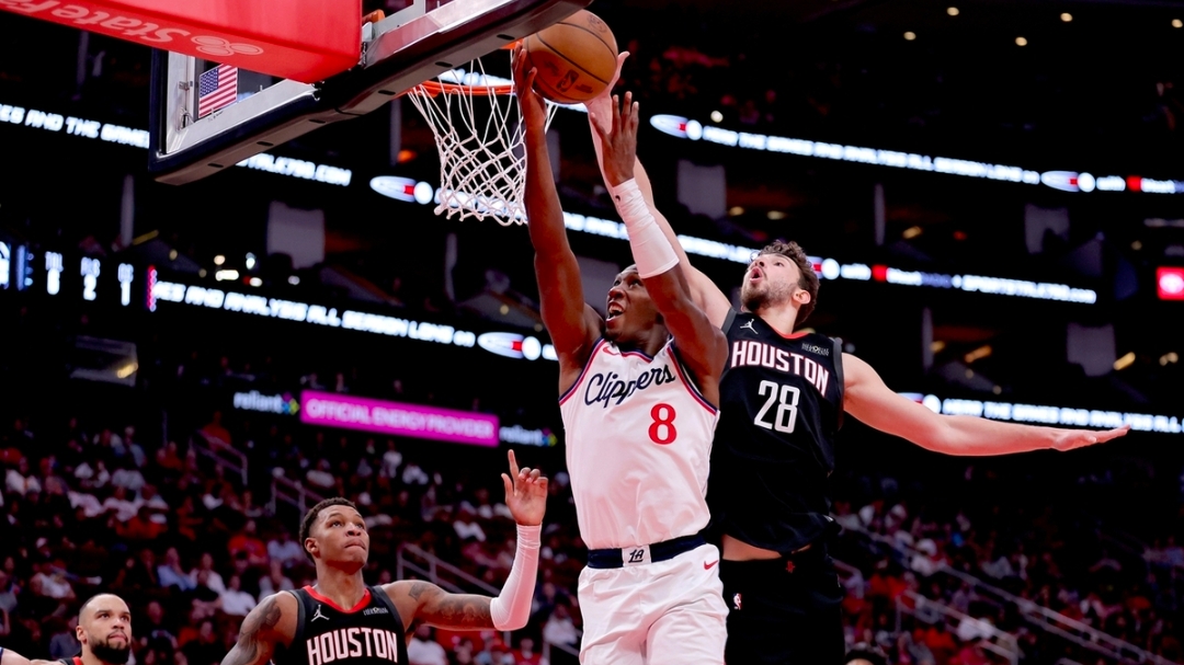 火箭主场击败快船,乔治贡献全场最高篮板的简单介绍 火箭主场击败快船,乔治贡献全场最高篮板的简单介绍