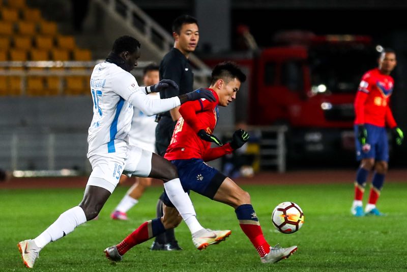 包含鲁昂队取得关键胜利,保级形势乐观的词条 包含鲁昂队取得关键胜利,保级形势乐观的词条