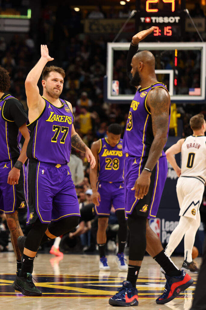 篮网客场取胜湖人晋级东部半决赛 篮网客场取胜湖人晋级东部半决赛