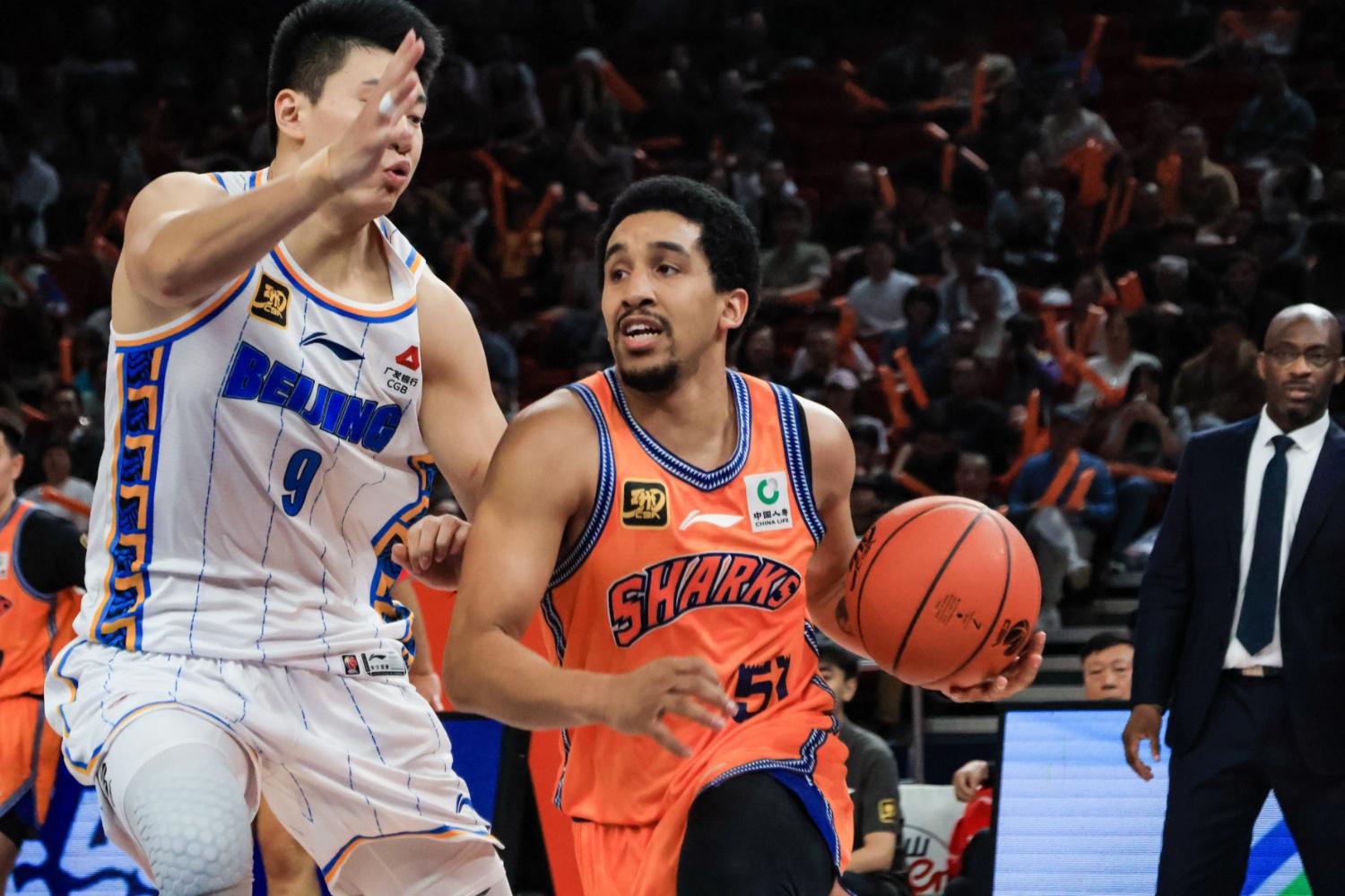 防守球员受伤,球队盼得主力回归 防守球员受伤,球队盼得主力回归