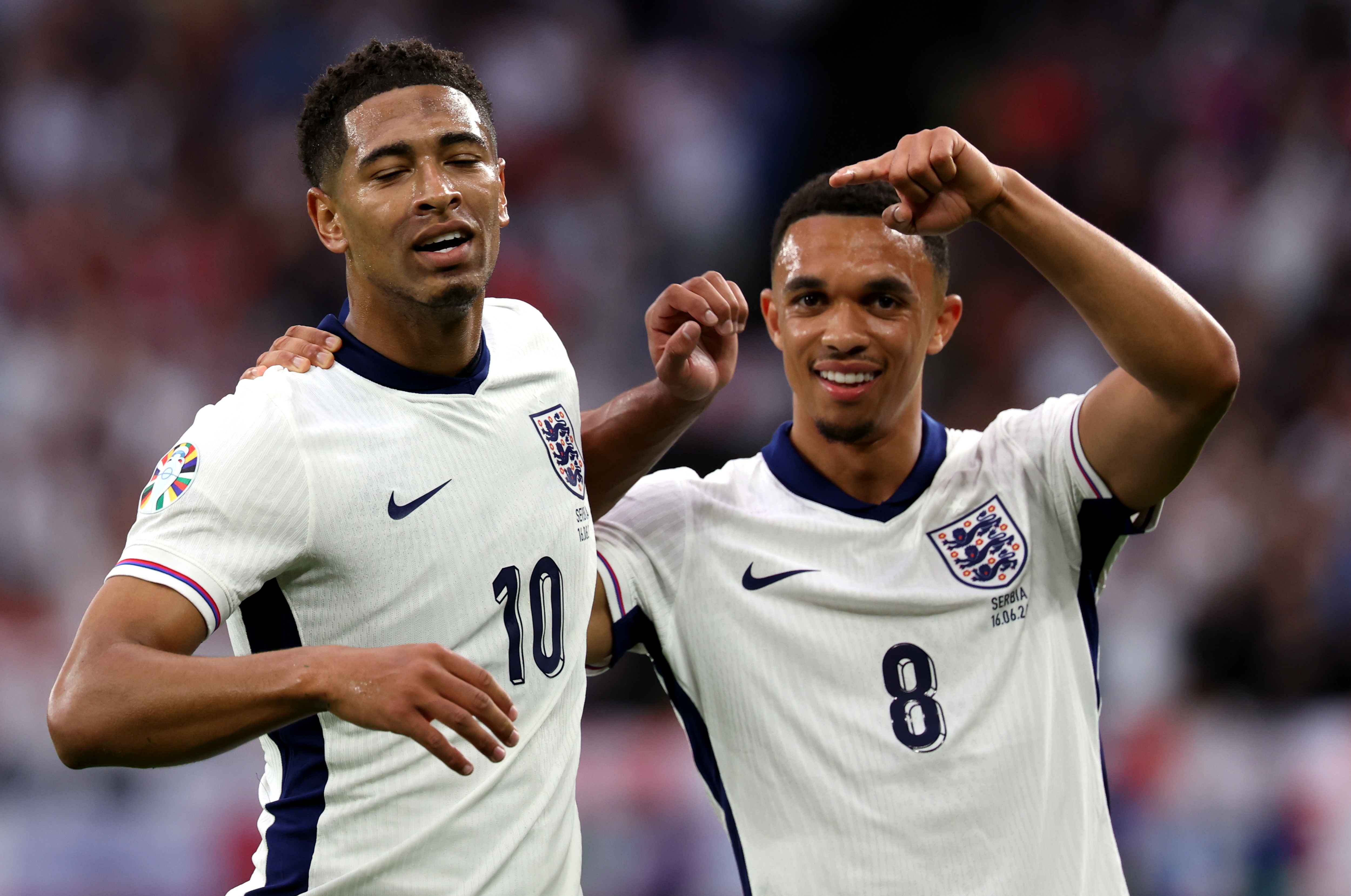 国际俱乐部足球巅峰对决展现球队风采的简单介绍 国际俱乐部足球巅峰对决展现球队风采的简单介绍