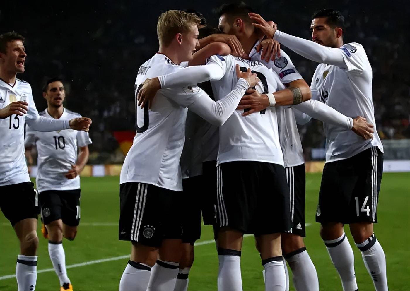 历史交锋，多支队伍将进行对决