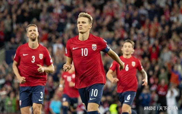 拉脱维亚队在欧预赛中迎战挪威队