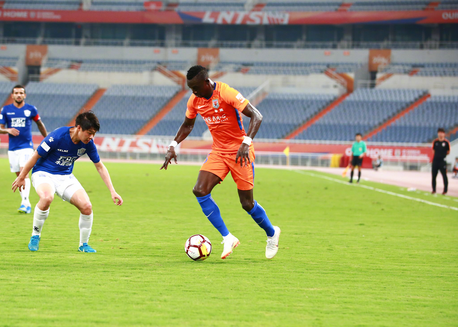 山东鲁能客场比逼平石家庄永昌的简单介绍