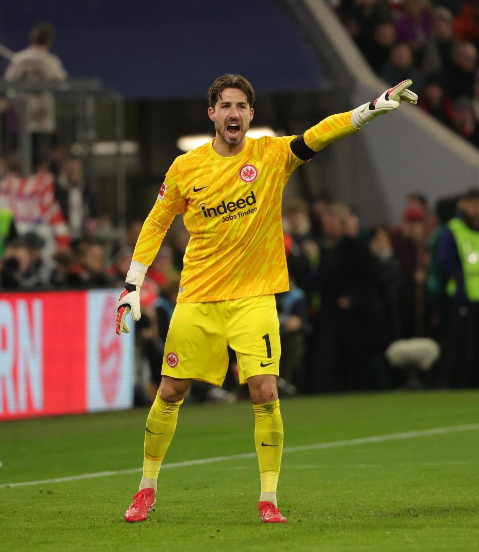 法兰克福球员因伤退出比赛,团队危机 法兰克福球员因伤退出比赛,团队危机