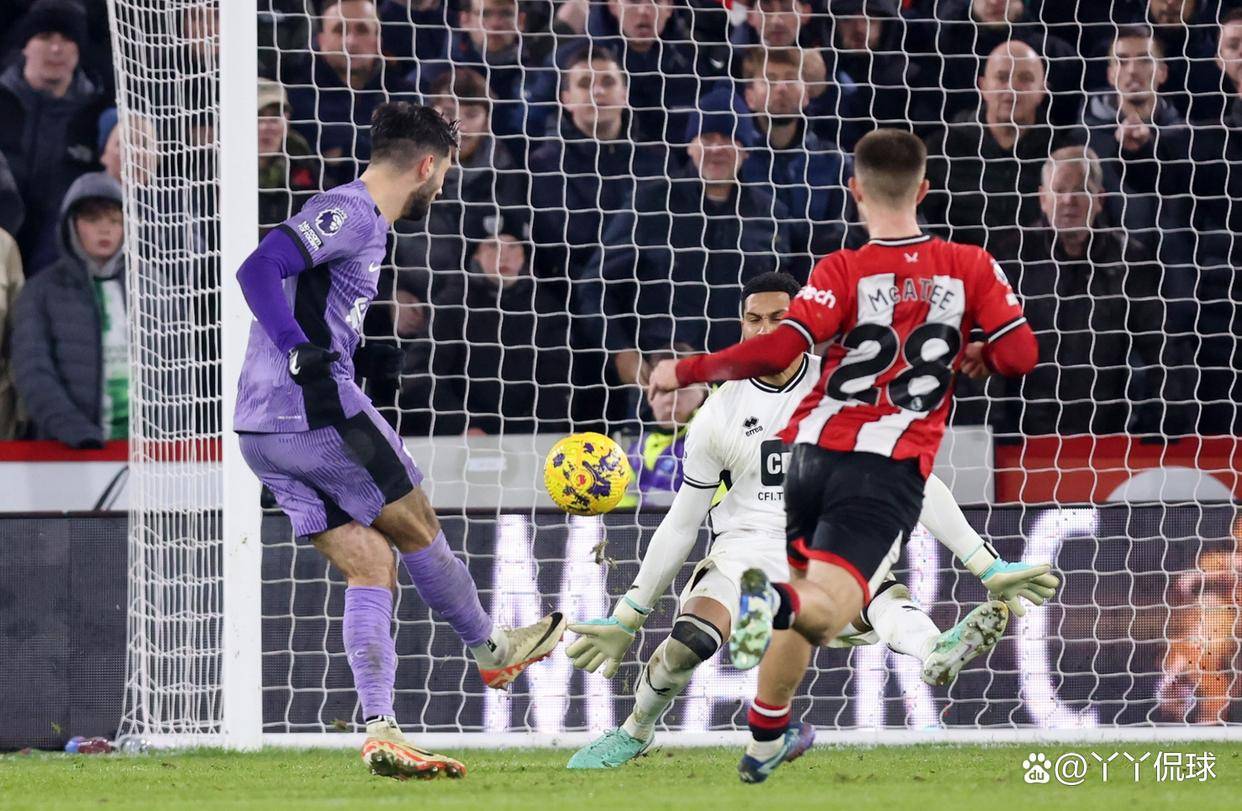 包含谢菲联客场获胜，对手无力招架的词条