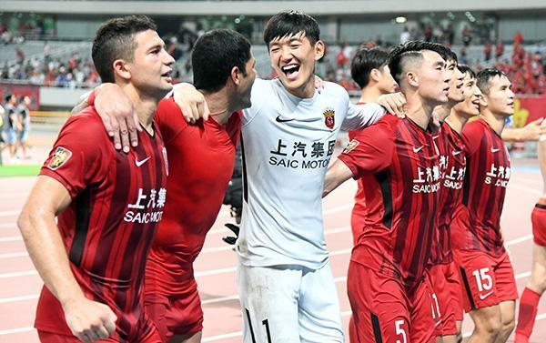 上港攻守平衡取胜,继续保持领先优势 上港攻守平衡取胜,继续保持领先优势