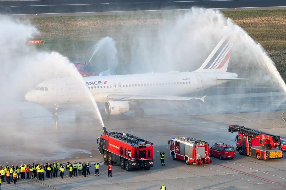 PSG碾压DK，Meiko开启传奇时刻成都决赛之夜3:2（柏林）