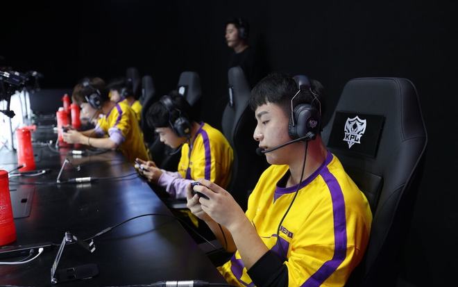 IG翻盘RNG，Oner关键团战开团秒人鏖战多局成都决赛之夜，强势挺进下一轮的简单介绍