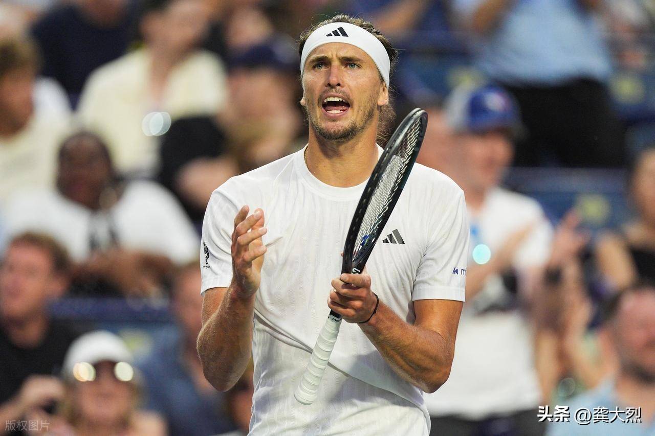 意大利网球队完胜德国网球队,兹维列夫绝境逆转的简单介绍 意大利网球队完胜德国网球队,兹维列夫绝境逆转的简单介绍