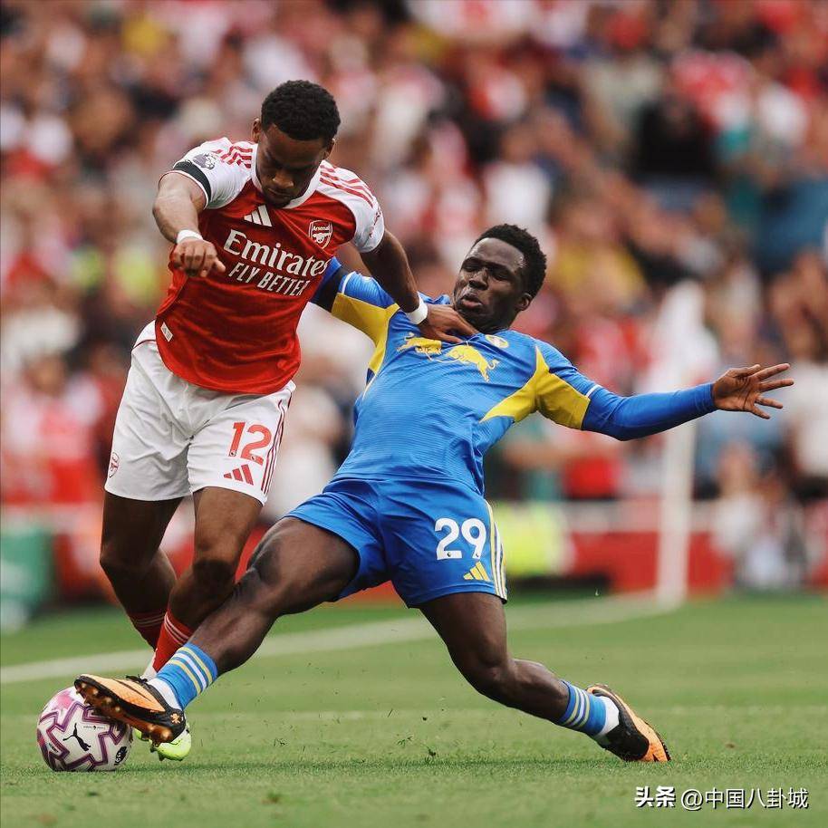 阿森纳险胜罗马,特尔施特根高光表现的简单介绍 阿森纳险胜罗马,特尔施特根高光表现的简单介绍