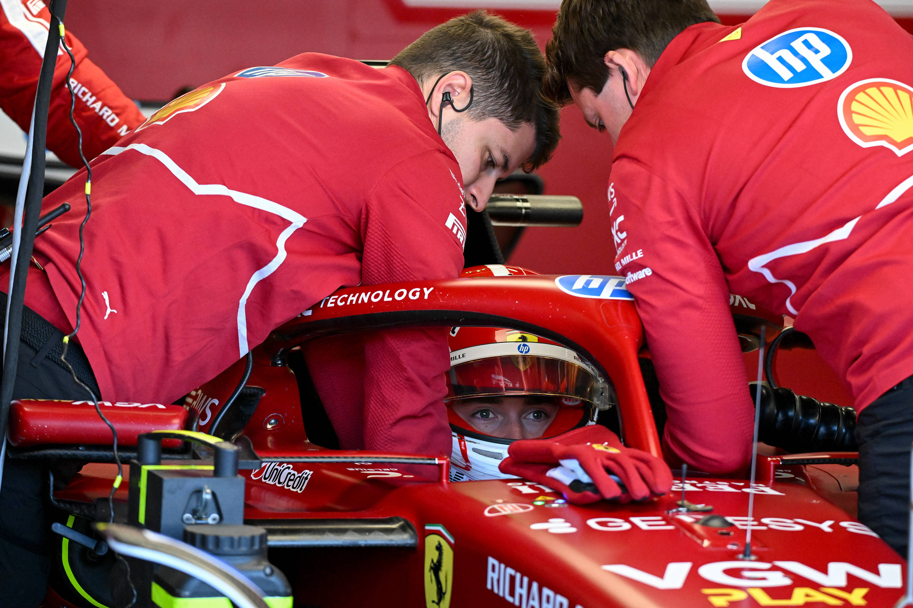 包含红牛二队轻取哈斯车队,勒克莱尔高光表现的词条 包含红牛二队轻取哈斯车队,勒克莱尔高光表现的词条